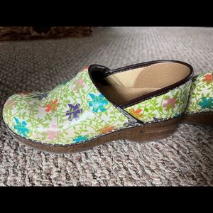Dansko floral print, size 38
